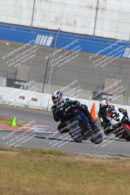 media/Nov-26-2022-Fastrack Riders (Sat) [[b001e85eef]]/Level 2/Session 3 Outside Turn 9/